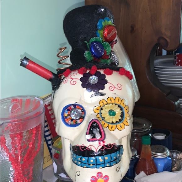 Halloween party centerpiece! Skull,shot out, decor - Picture 5 of 8